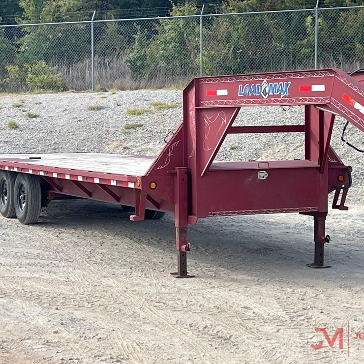 2016 LOAD MAX T/A 28'GOOSENECK FLATBED TRAILER