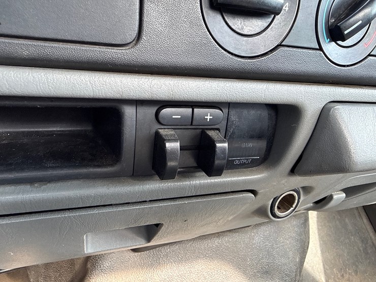 2006-ford-f350-image-18