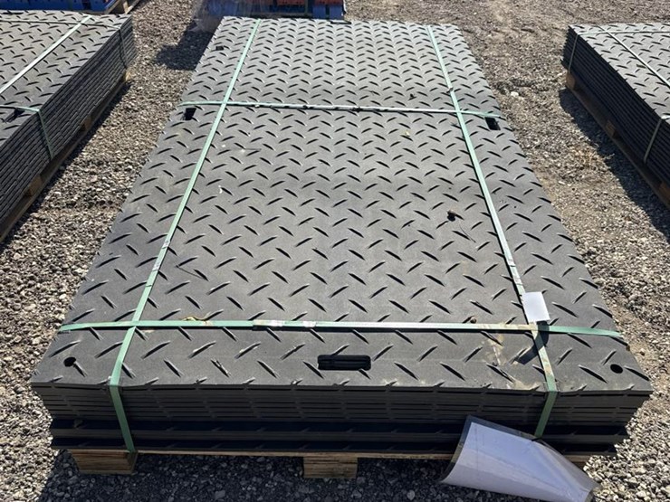 #27-•-(12)-roadbed/-ground-protection-mats---ljb12-image-1