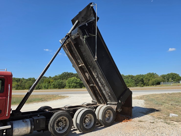 #26510-•-2006-mack-ct713-triaxle-dump-truck-image-16