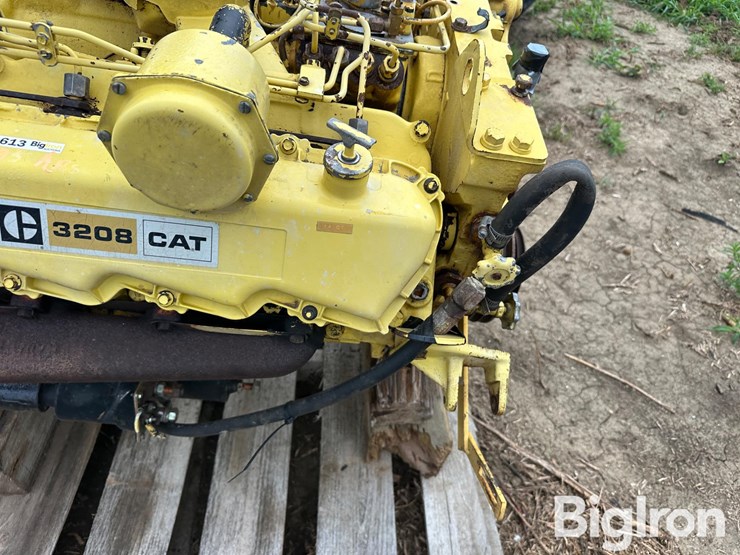 caterpillar-3208-image-14
