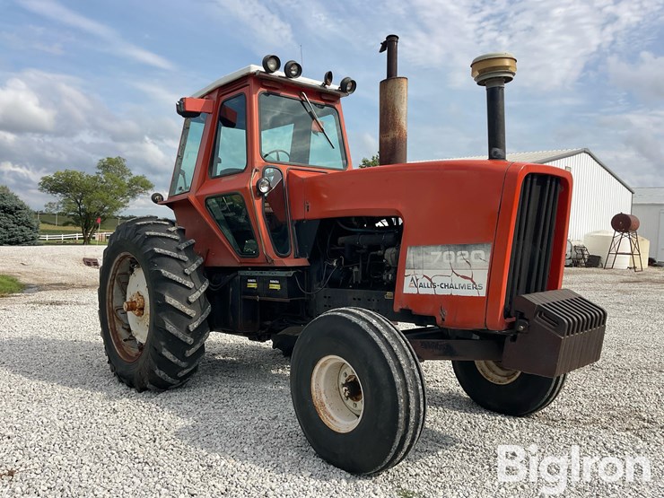 1978-allis-chalmers-7020-image-3