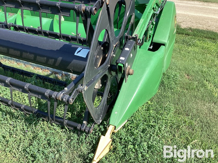 2012-john-deere-630f-image-11