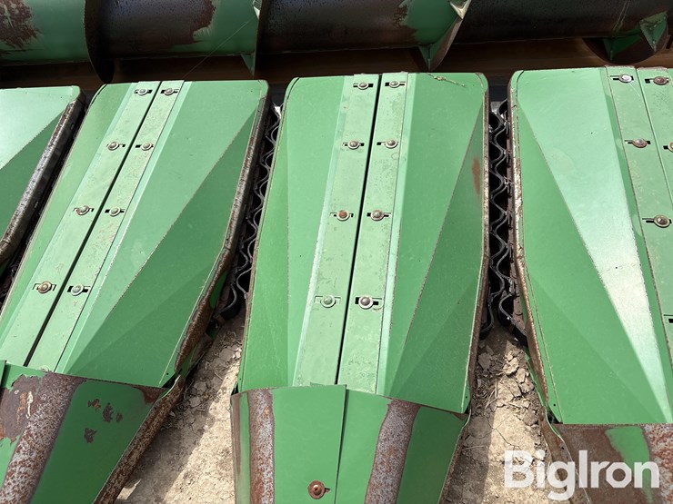 2011-john-deere-1253a-image-13