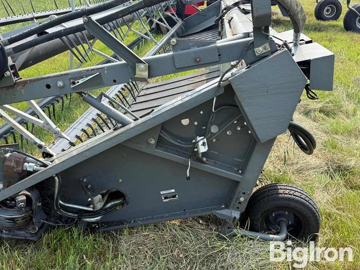 2012-massey-ferguson-5200-image-10