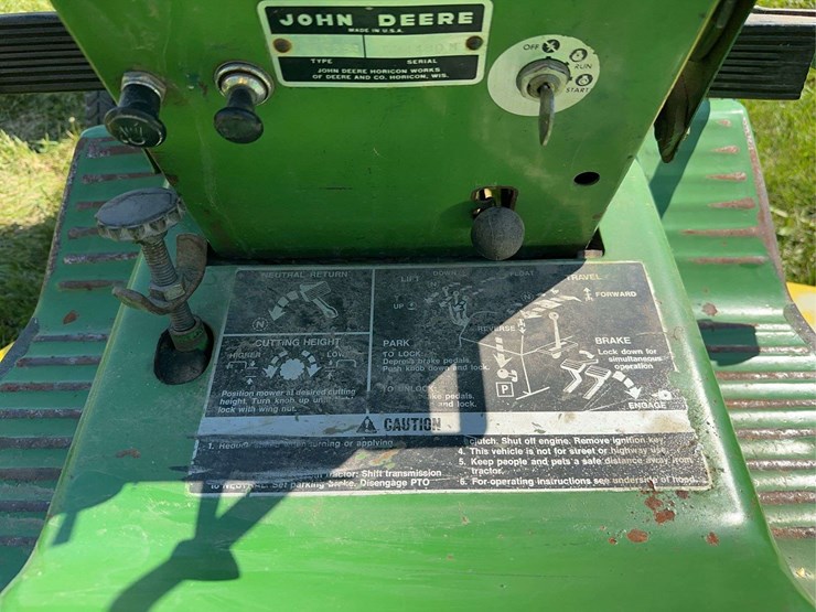 john-deere-140-image-15