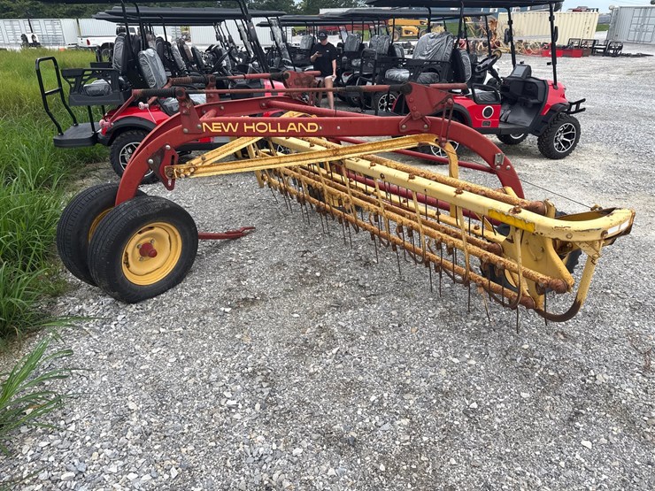 new-holland-256-image-2