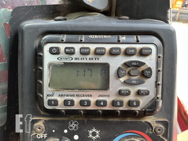 2020-takeuchi-tl8r2-image-14