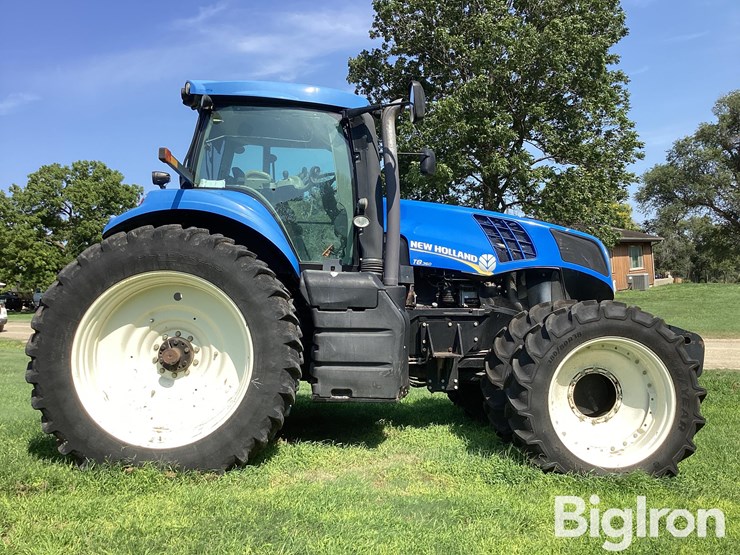 2013-new-holland-t8.360-image-4