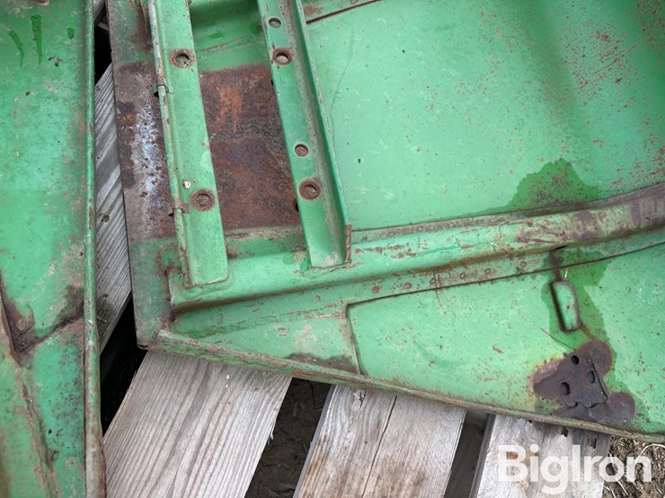 john-deere-10-image-14