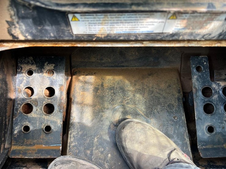 2019-bobcat-t770-image-30