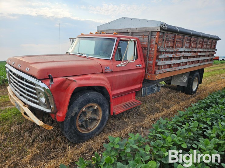 1975-ford-f700-image-1