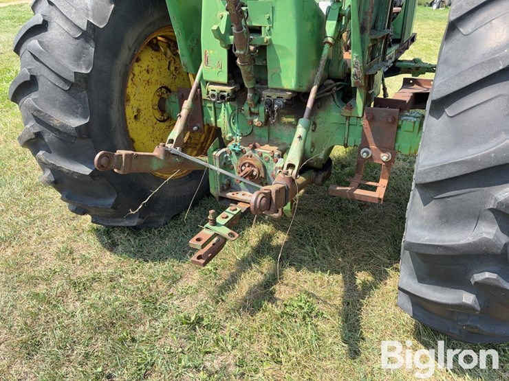1961-john-deere-4010-image-14
