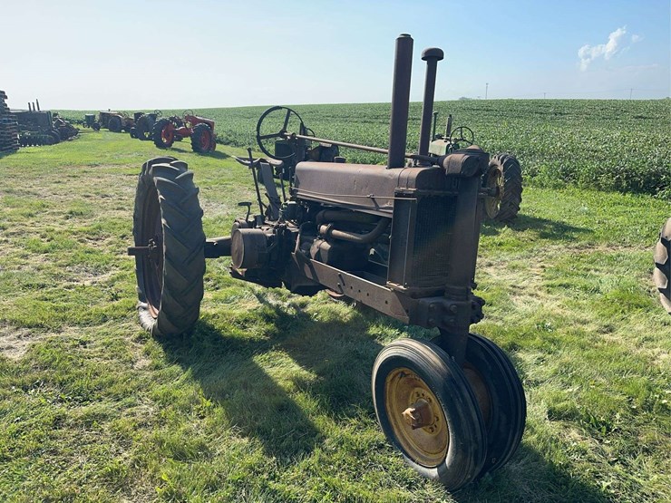 john-deere-b-image-7