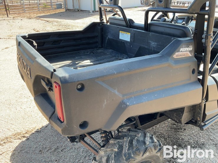 2021-pioneer-4x4-image-17