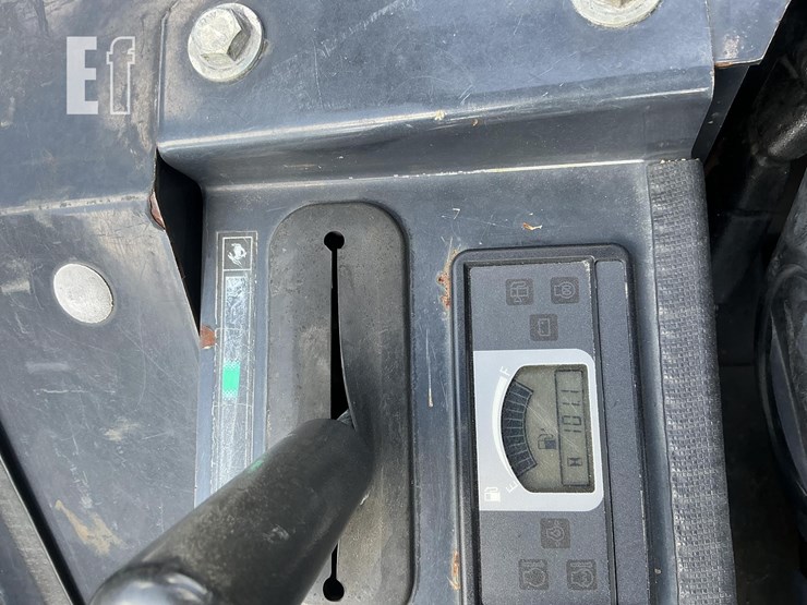 2018-deere-26g-image-15