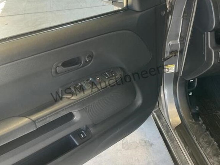 2005-honda-crv-image-25