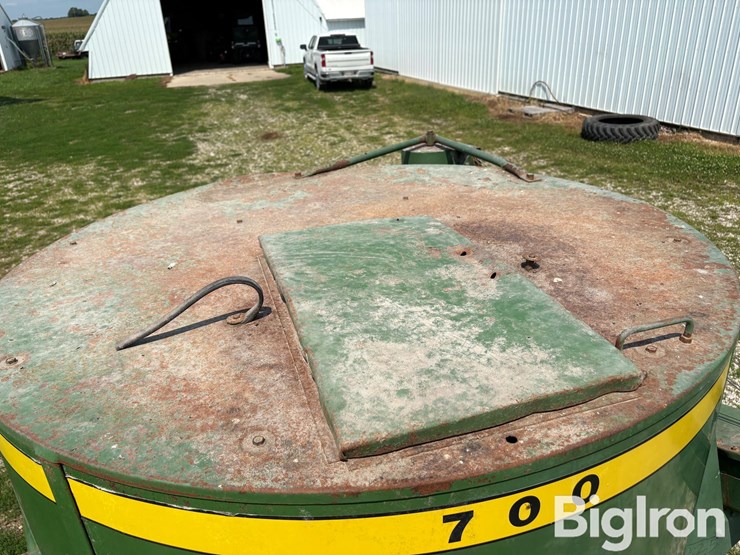 1979-john-deere-700-image-18