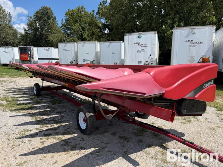 2005-case-ih-2412-image-3