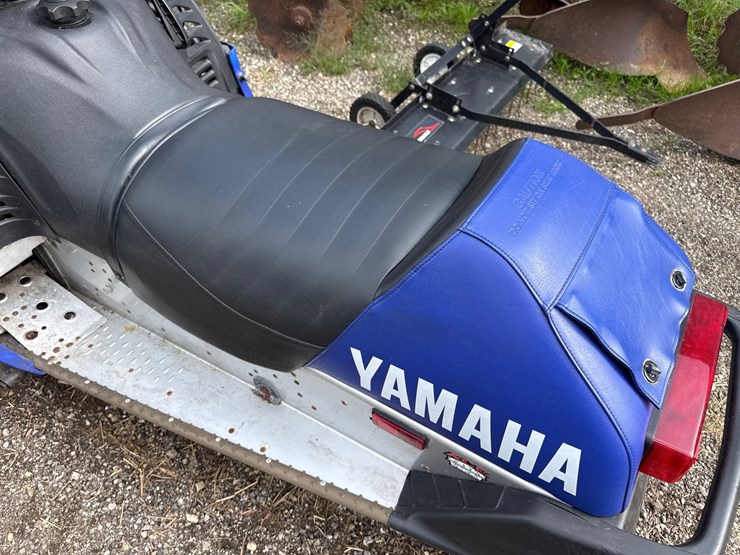 #703-•-2000-yamaha-sxr-700-triple-snowmoble-image-9