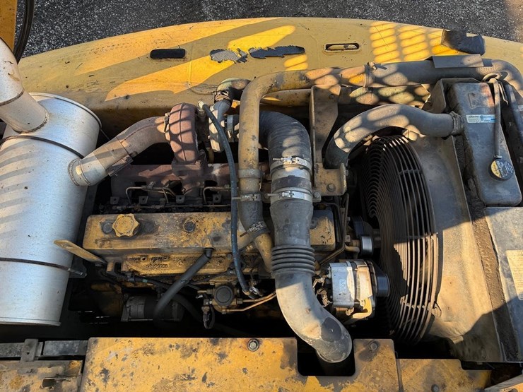 deere-200c-lc-image-14