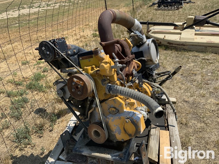 john-deere-300-image-11