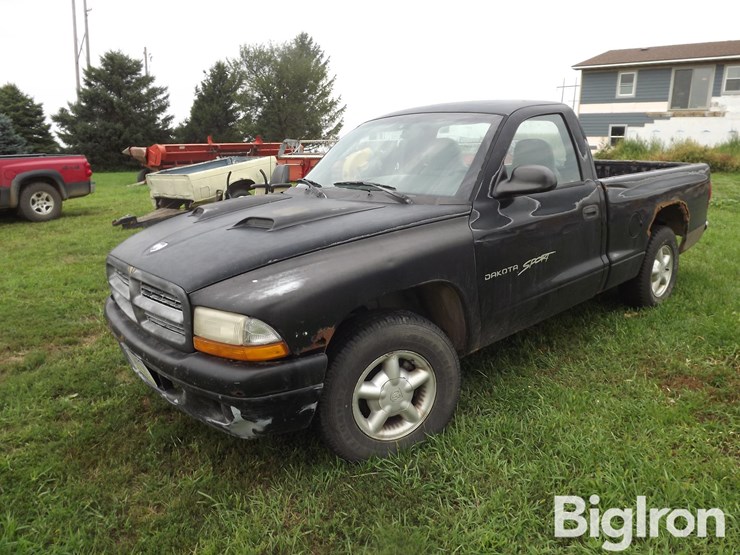 2000-dodge-dakota-sport-image-1