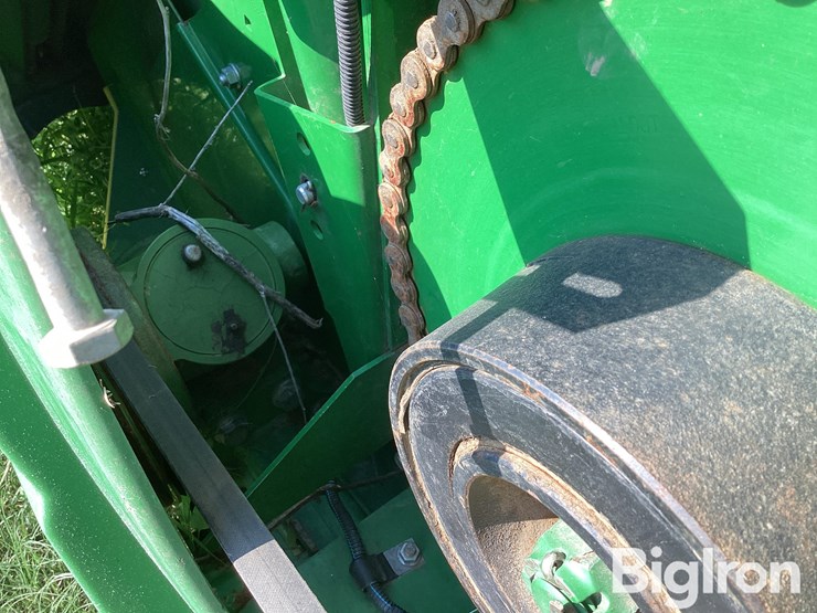 2012-john-deere-630f-image-13