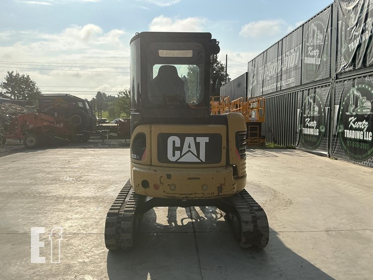 2010-caterpillar-303.5c-cr-image-3
