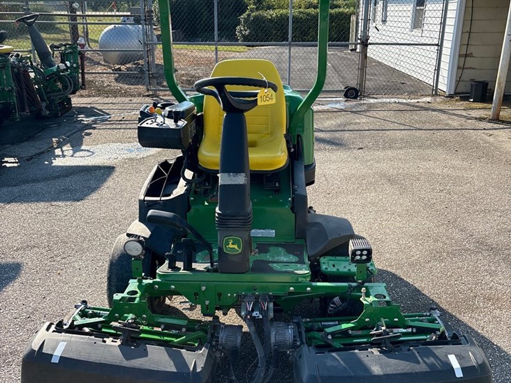 2022-john-deere-14-image-5