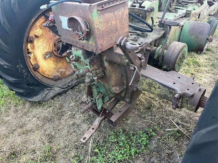 john-deere-a-image-12
