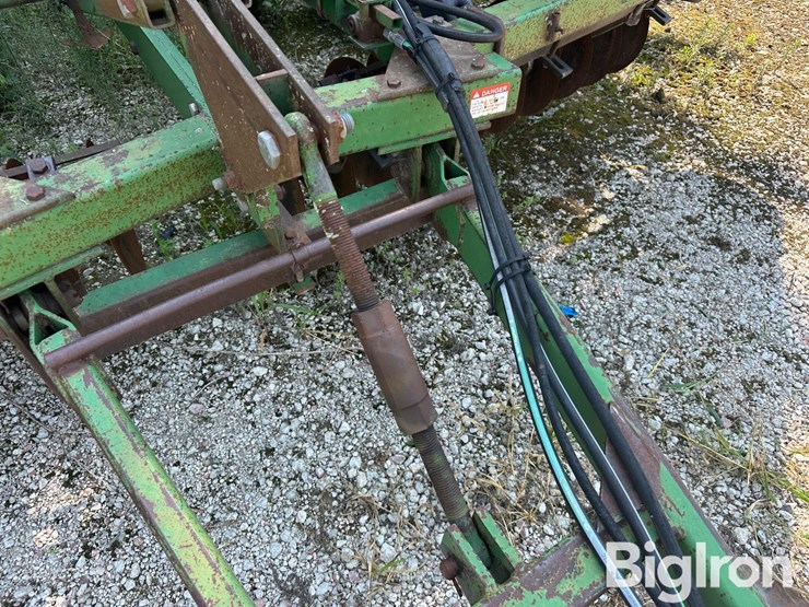 john-deere-724-image-12