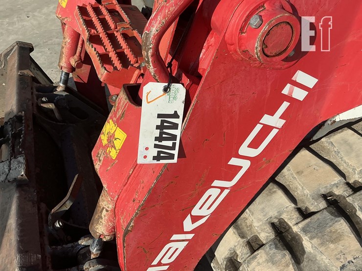 2021-takeuchi-tl10v2-image-20