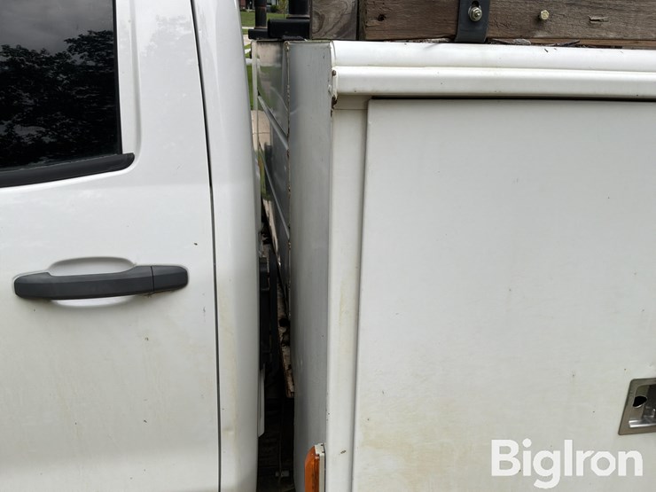 2016-chevrolet-silverado-3500-image-10