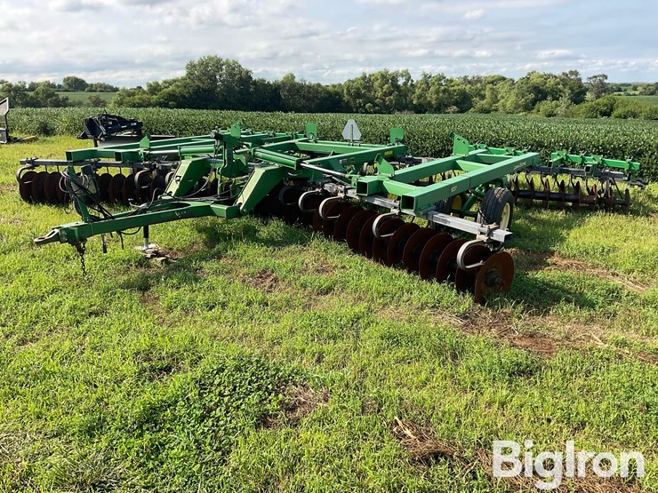 john-deere-637-image-1