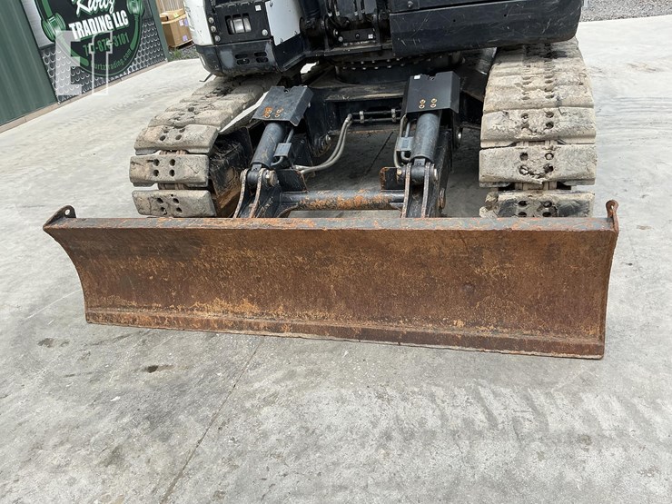 2020-bobcat-e145-image-14