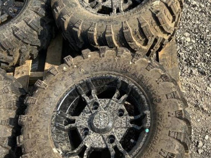 #193-•-(4)-x-terrain-proarmor-tires-image-4