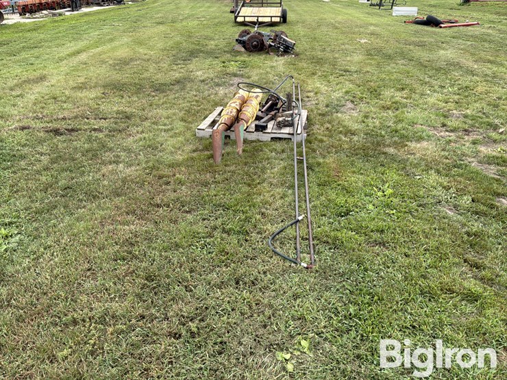 gleaner-830-image-8