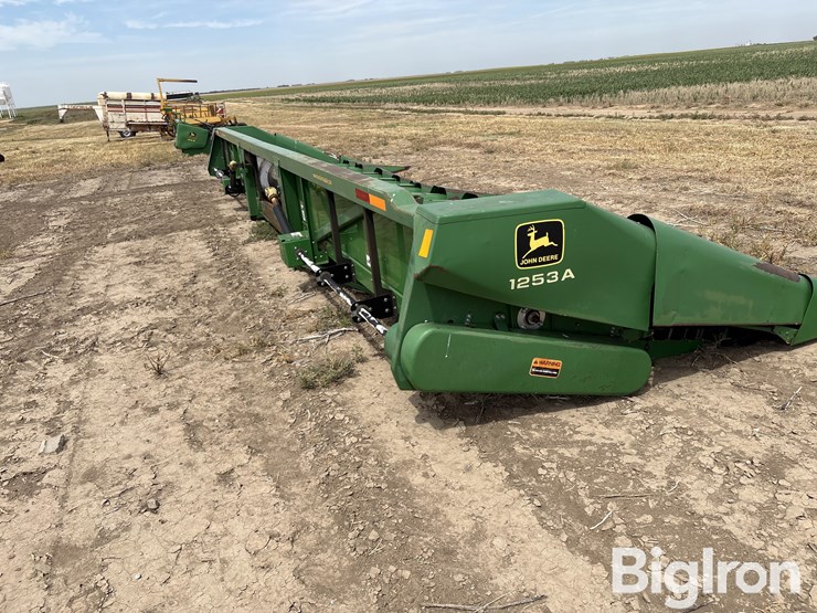 2011-john-deere-1253a-image-5