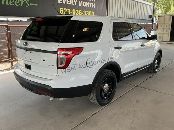 2014-ford-explorer-image-7