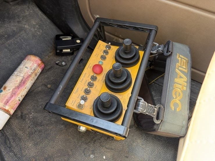 2002-caterpillar-3126-image-40