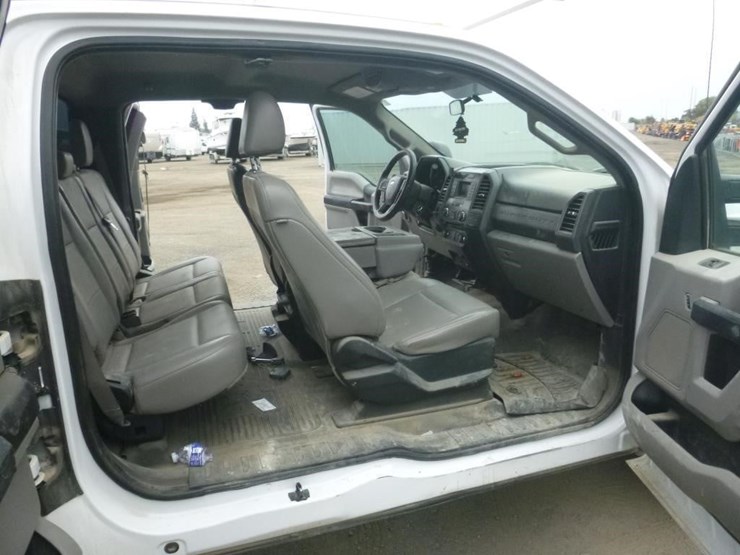 2017-ford-f350-image-6