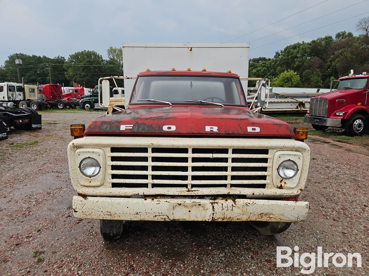 1976-ford-f600-image-2