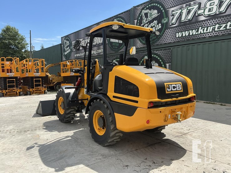 2024-jcb-407-image-2