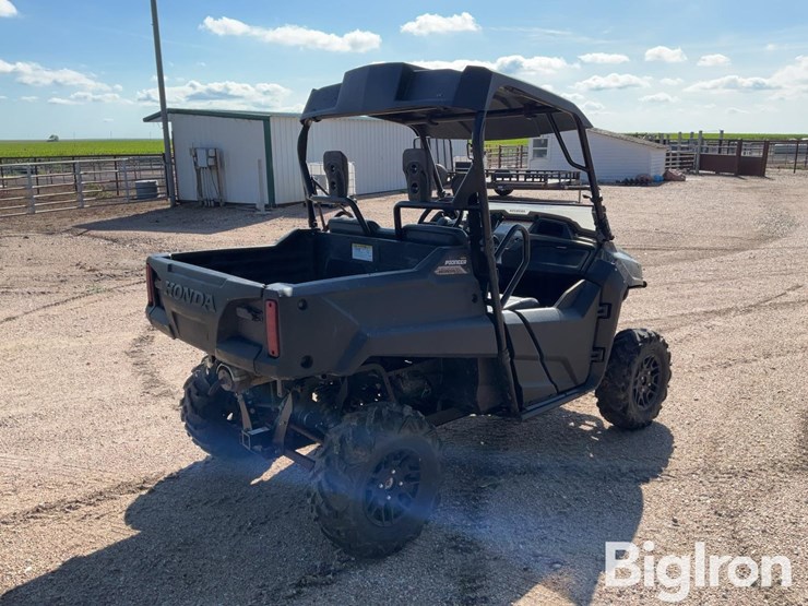 2021-pioneer-4x4-image-5