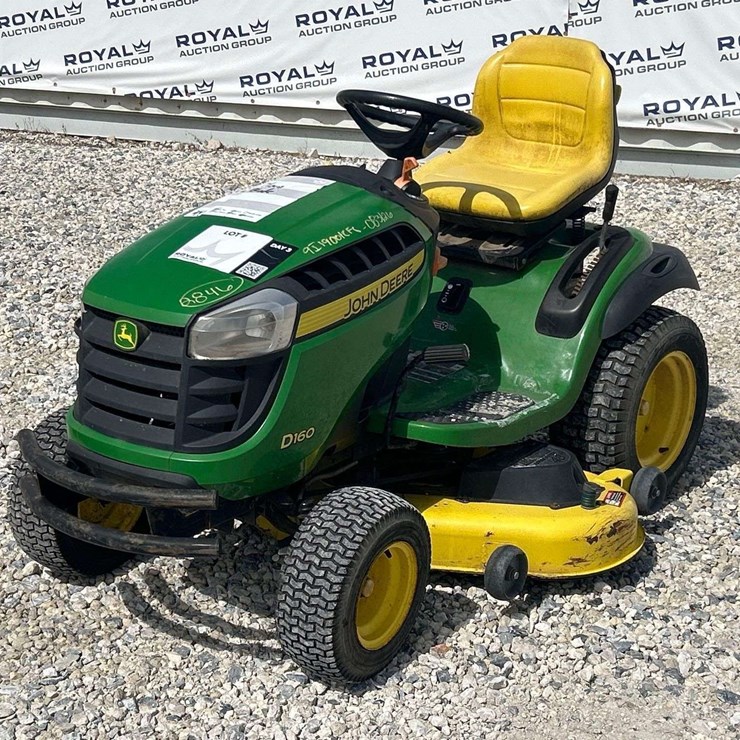 John Deer 48in Riding Mower.