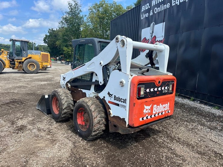 2011-bobcat-s750-image-4