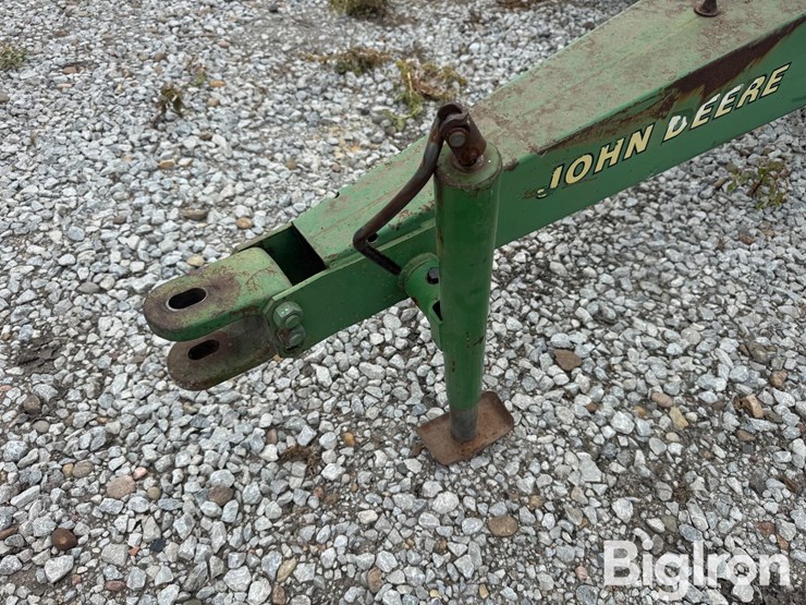 john-deere-7200-image-10