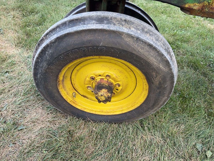 john-deere-50-image-13
