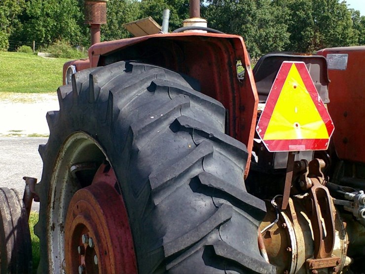 1967-massey-ferguson-165-image-25
